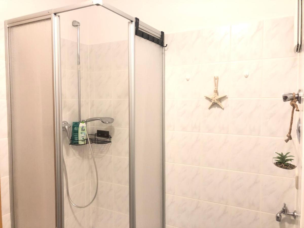 Cottbus-Apartments - Green Apartment I Privat I Wifi I Kueche I Balkon Esterno foto